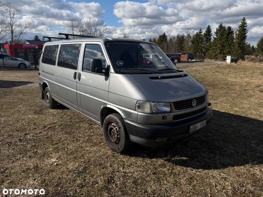 Volkswagen Caravelle - 2