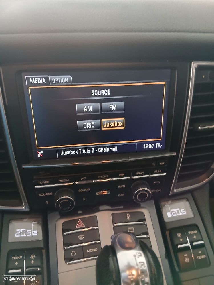 Porsche Panamera S Hybrid J19 - 15