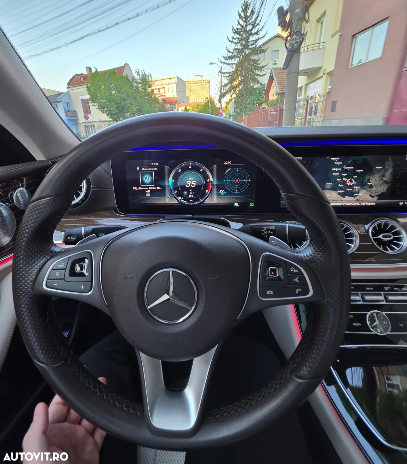 Mercedes-Benz E - 33