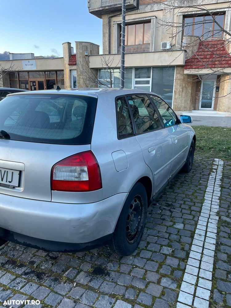 Audi A3 1.6 Attraction - 5