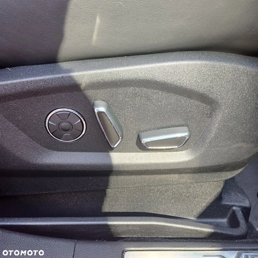 Ford S-Max 2.0 EcoBoost Vignale - 12