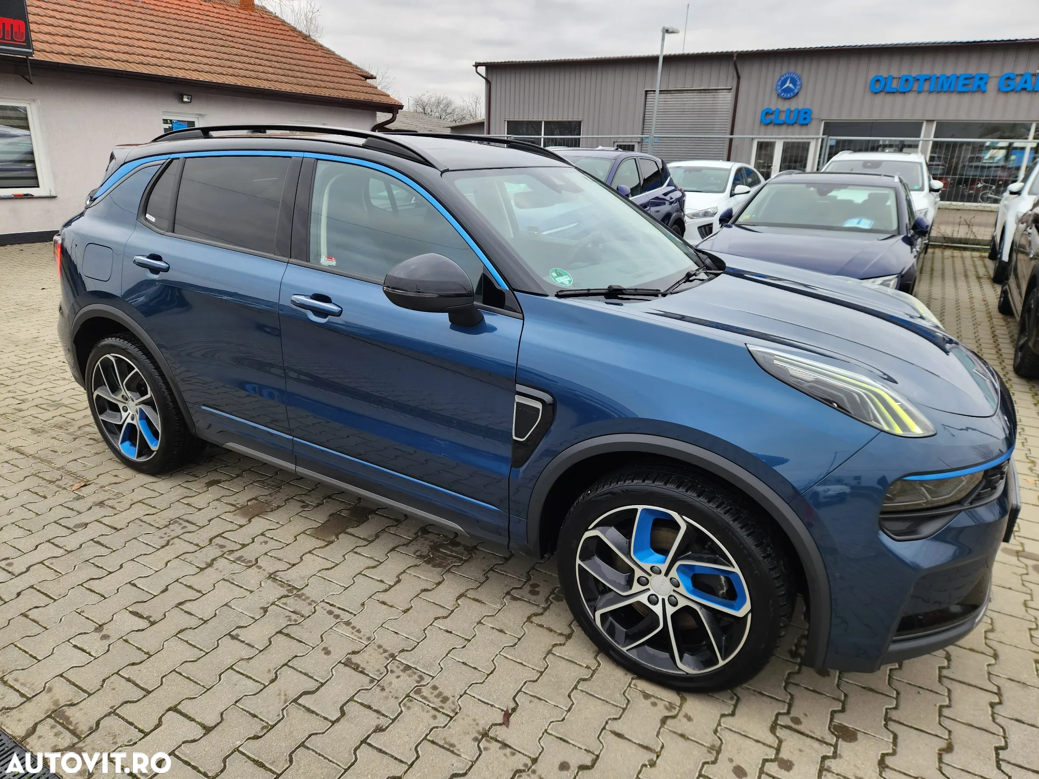 Lynk&Co 01 - 17