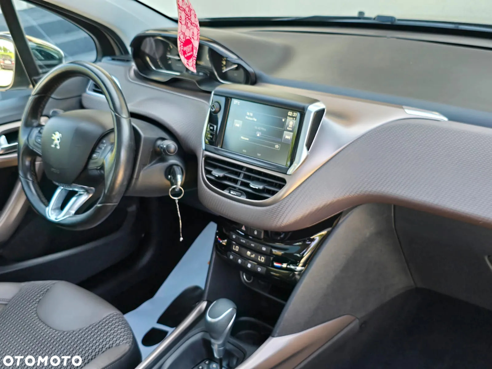 Peugeot 2008 - 23
