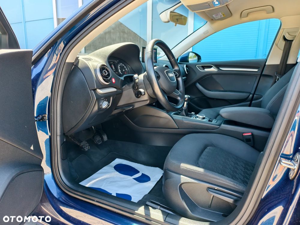 Audi A3 Sportback 1.4 TFSI Attraction - 10
