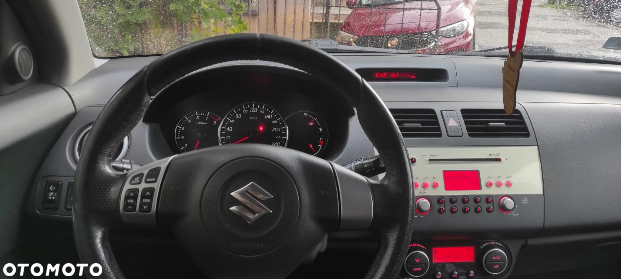 Suzuki Swift 1.6 Sport - 10