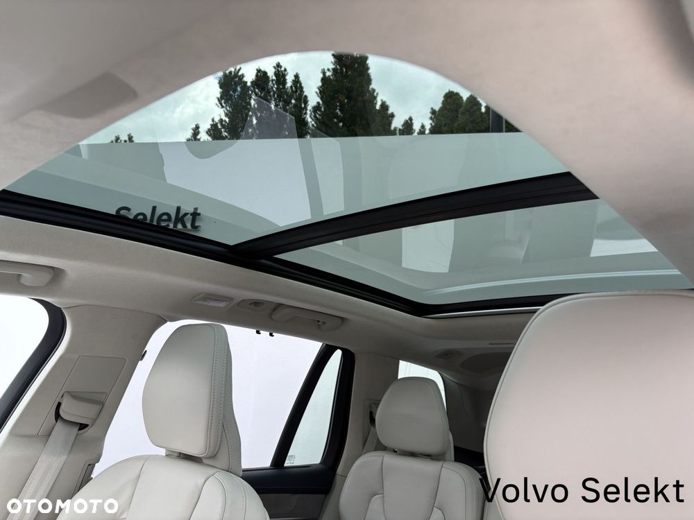 Volvo XC 90 - 23