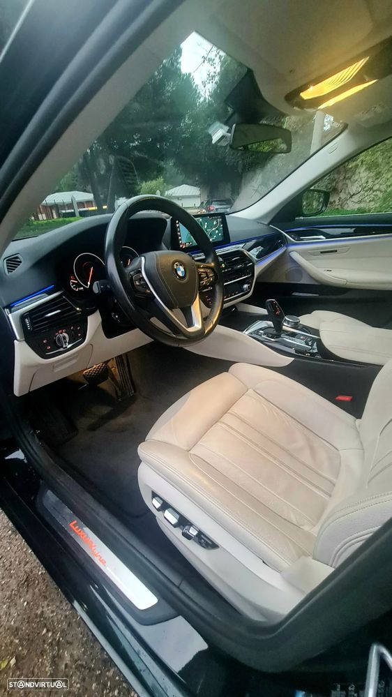 BMW 520 d Line Luxury Auto - 13