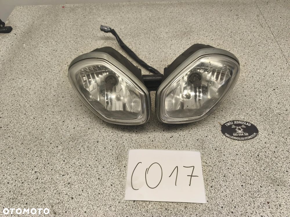 Lampa przód, przednia, reflektor Triumph Street Triple 675 - 1