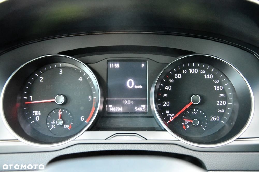 Volkswagen Passat 2.0 TDI EVO Essence DSG - 20