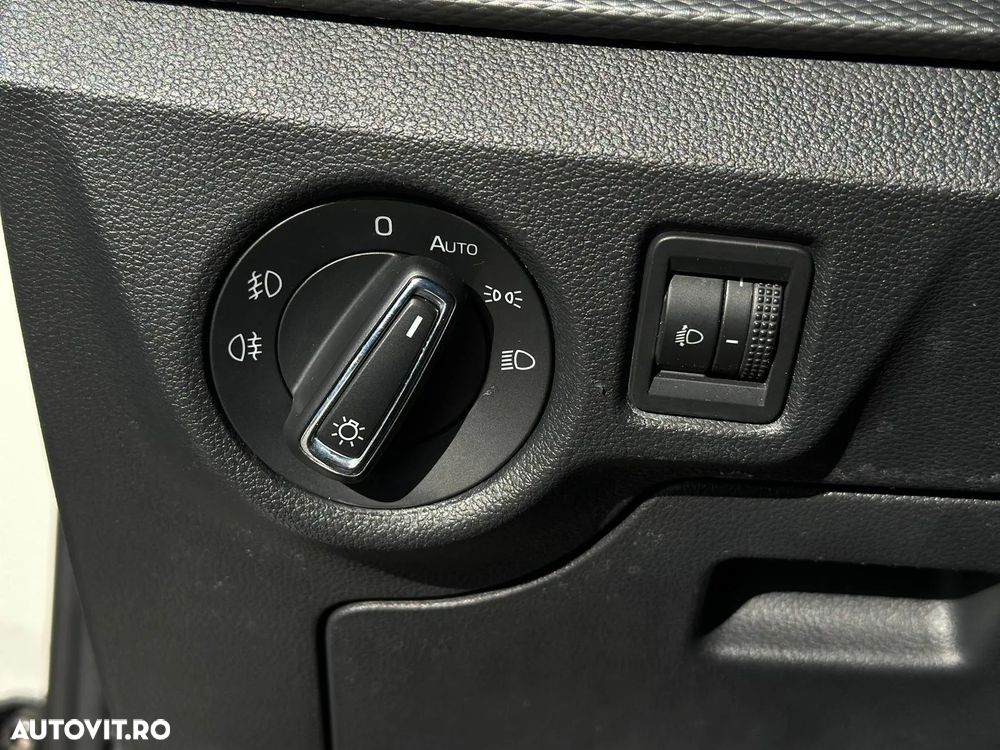 Skoda Scala 1.0 TSI Ambition - 32