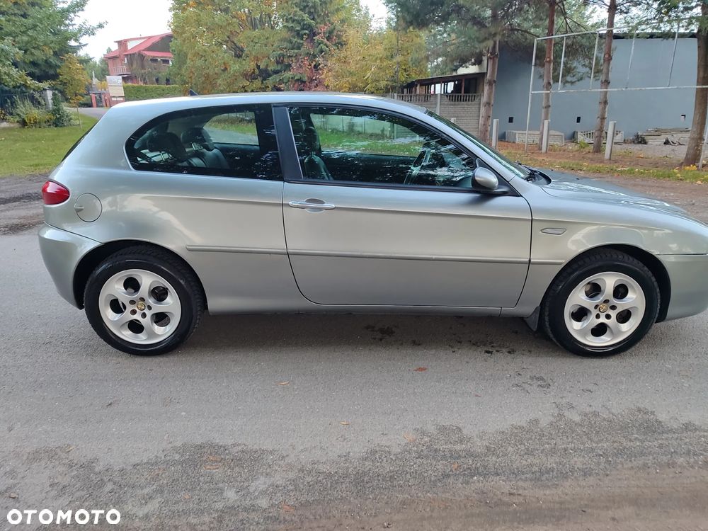Alfa Romeo 147 2.0 Twin Spark Exclusive - 7