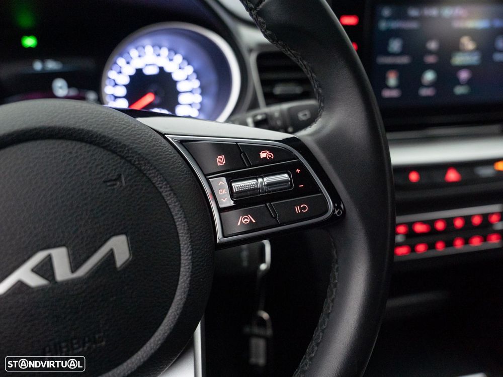 Kia XCeed 1.0 T-GDI Drive - 22
