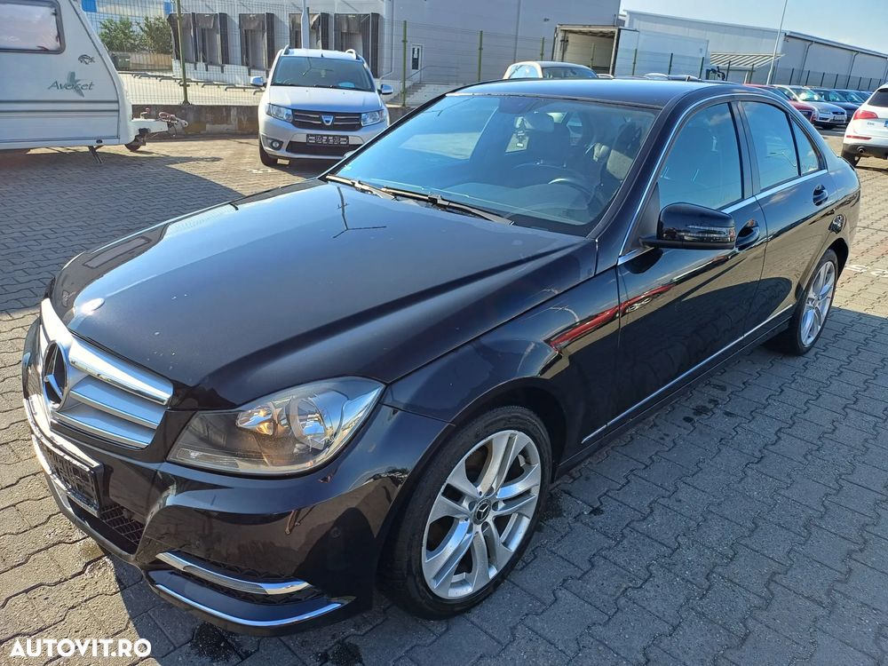 Mercedes-Benz C 180 (BlueEFFICIENCY) Avantgarde - 9