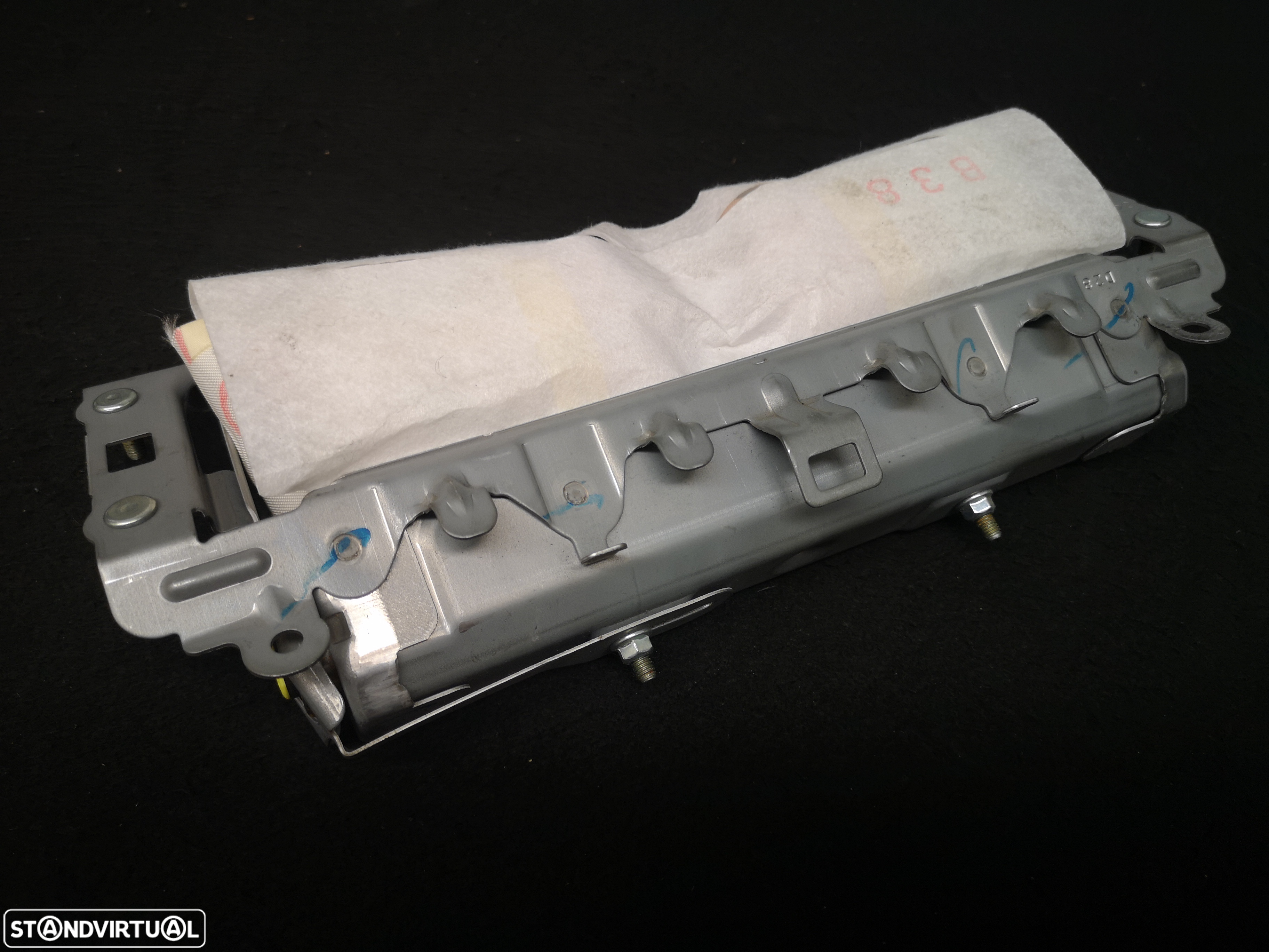 Airbag de joelhos Lexus ct200h  2012+ - 4