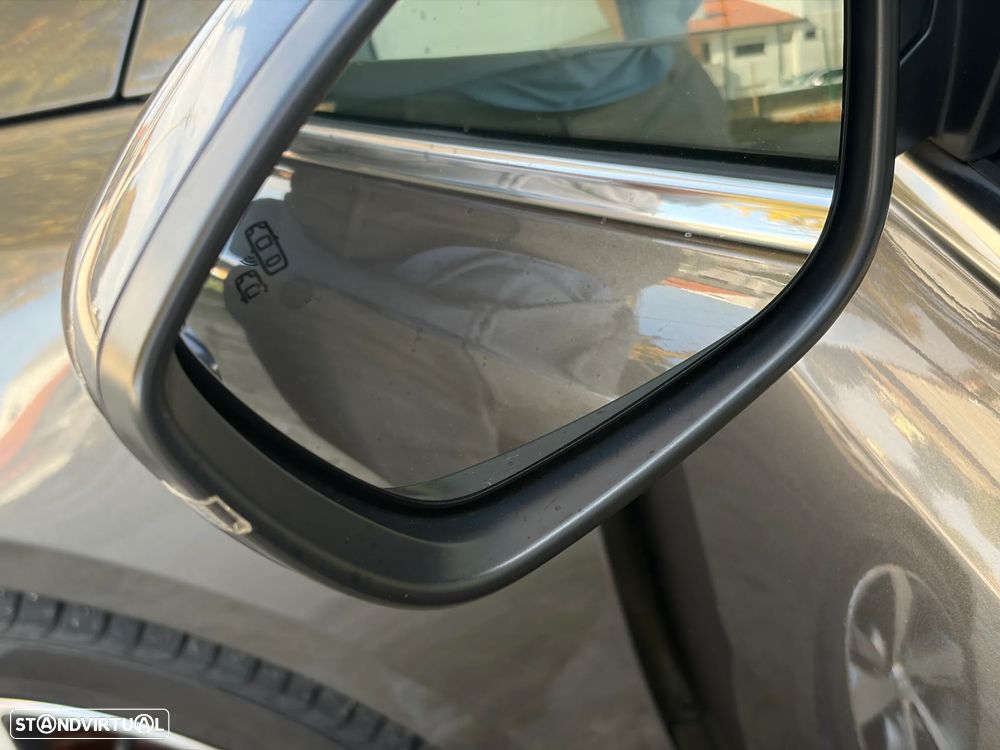 Peugeot 308 PureTech 130 GPF EAT8 Stop & Start Tech Edition - 28