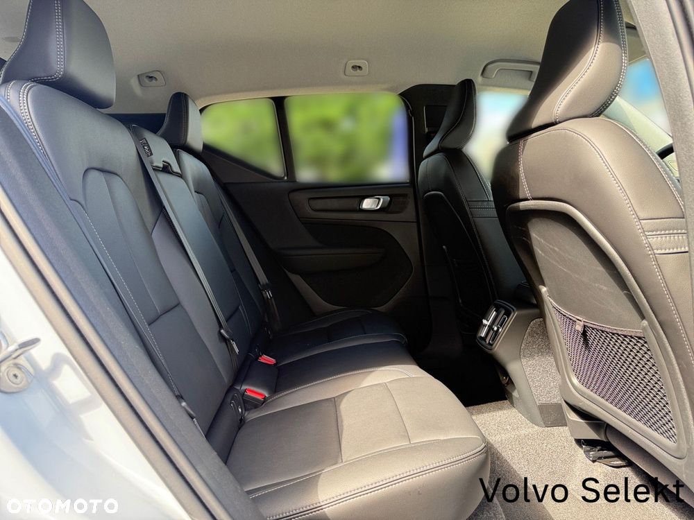 Volvo XC 40 - 29