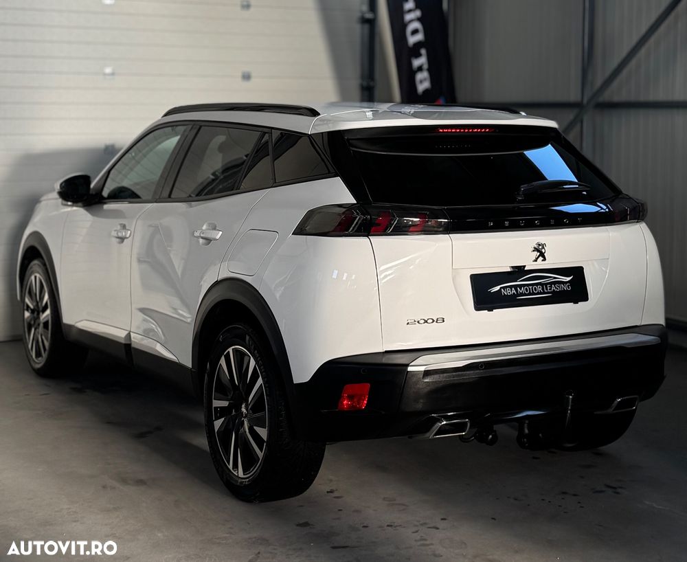 Peugeot 2008 PureTech 130 EAT8 Allure - 6