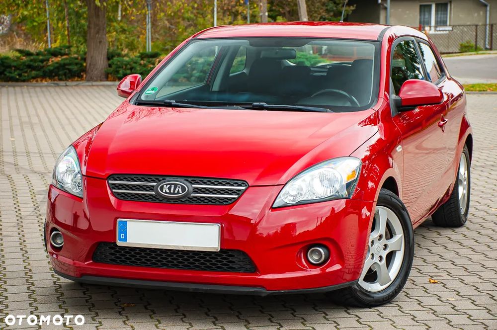 Kia ProCeed ver-pro-cee-d-1-6-comfort-plus - 15