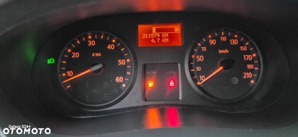 Renault Trafic - 22