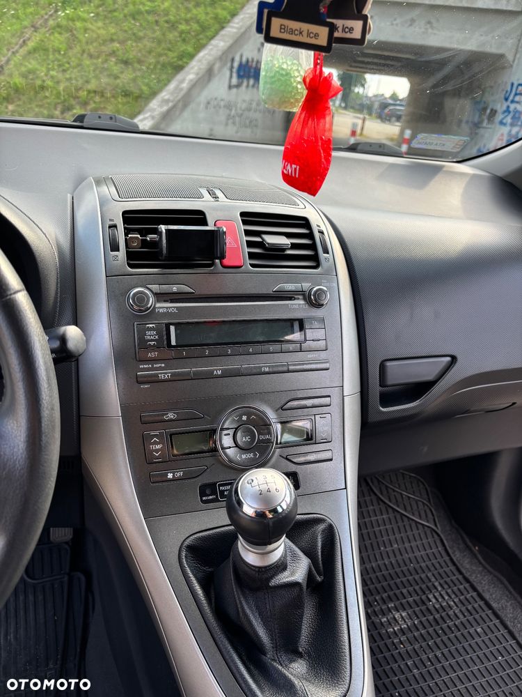 Toyota Auris 2.0 D-4D - 20