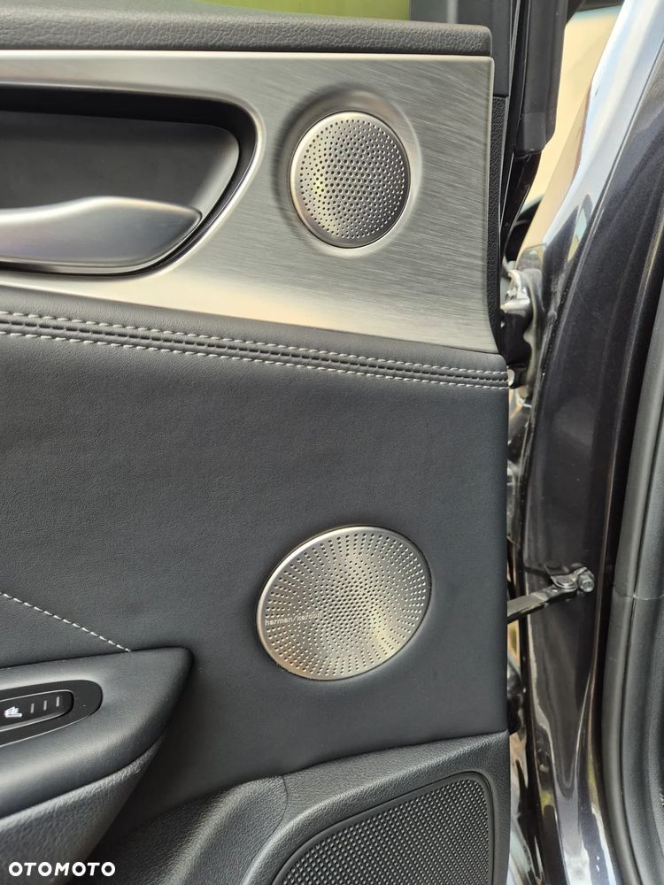 Kia Stinger 3.3 T-GDI AWD OPF GT - 24