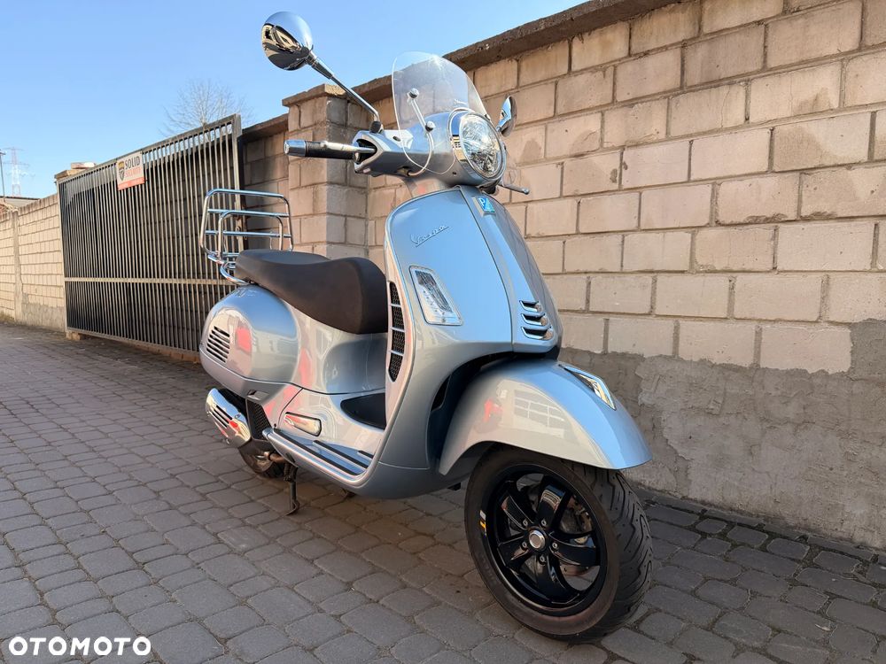 Vespa GTS - 3