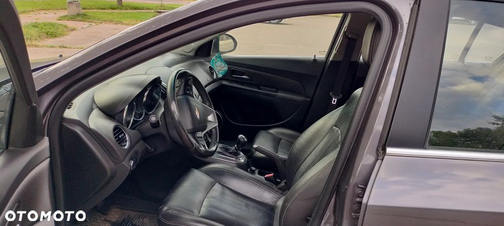 Chevrolet Cruze - 5