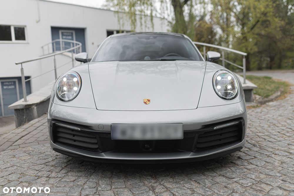 Porsche 911 Carrera S - 4