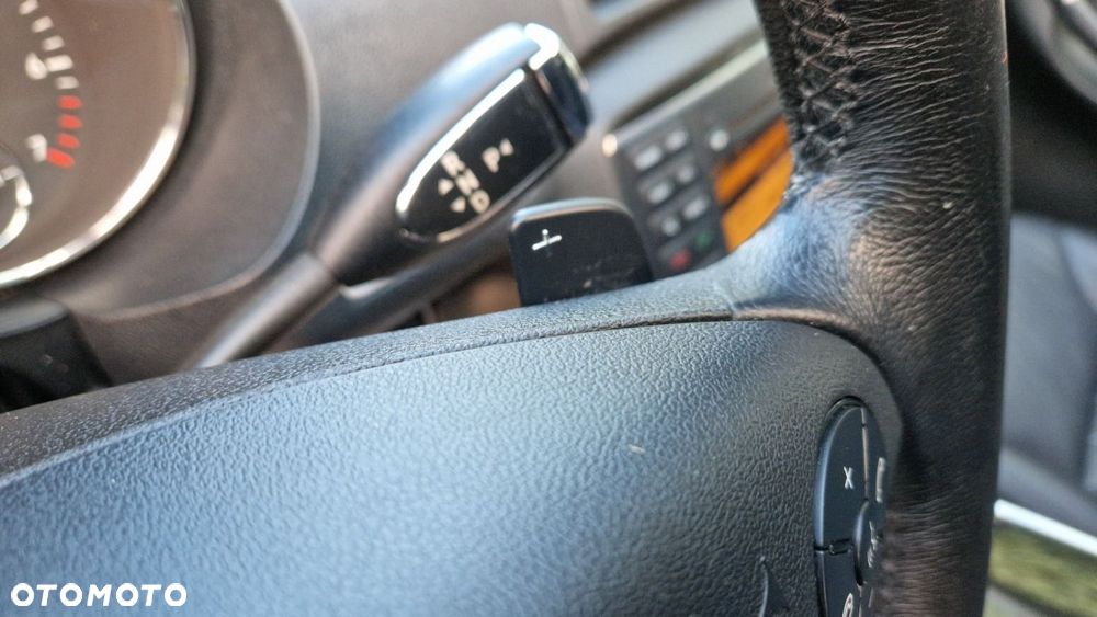 Mercedes-Benz Klasa R 300 L 7G-TRONIC Grand Edition - 21