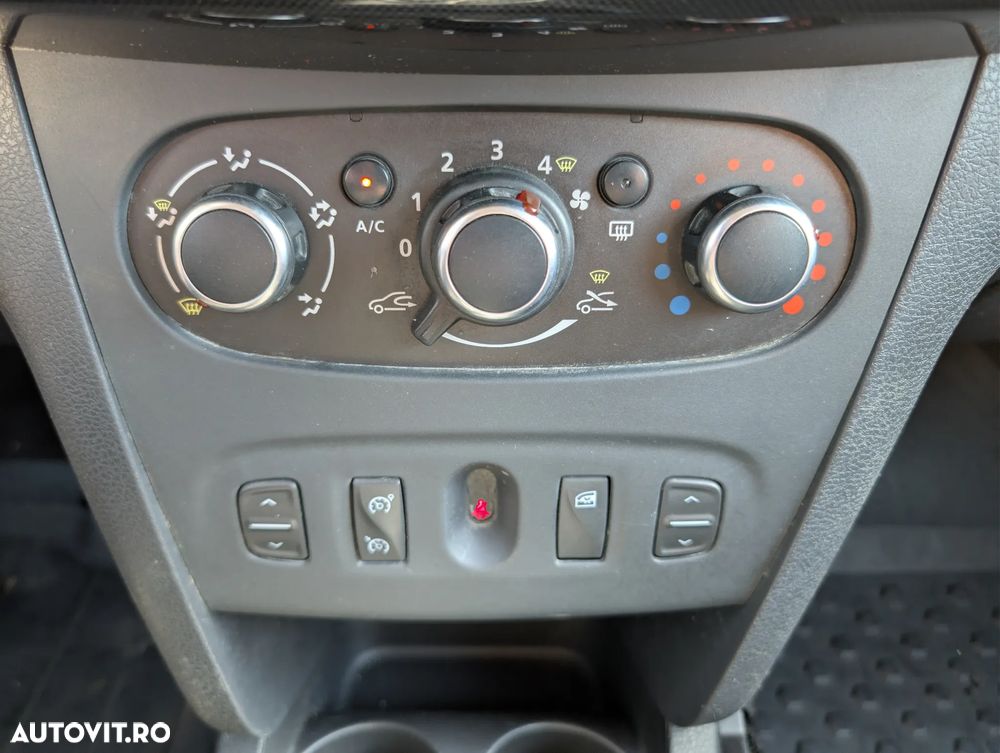 Dacia Logan 1.5 dCi 90 CP Laureate - 25