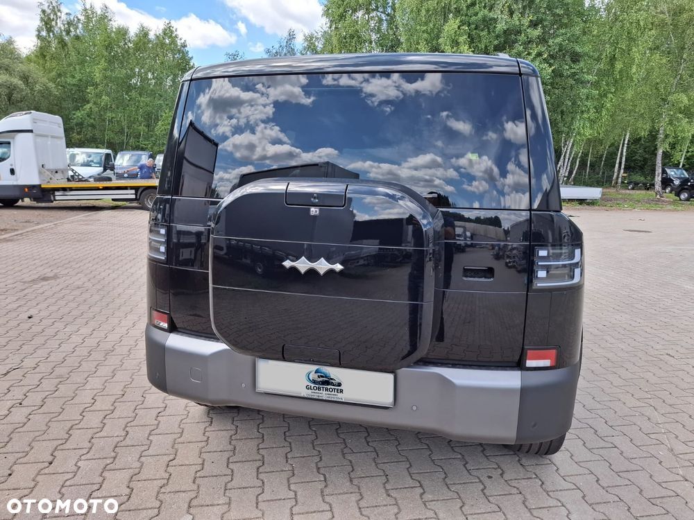 BYD Leopard 7 - 8