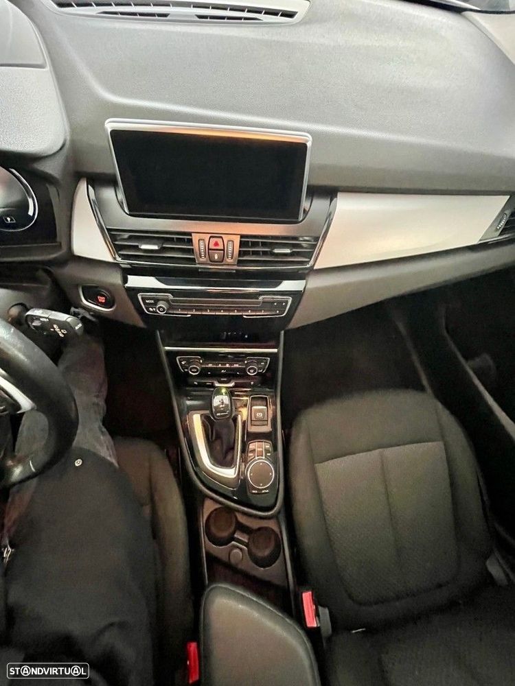 BMW 225xe Active Tourer Line Sport - 19