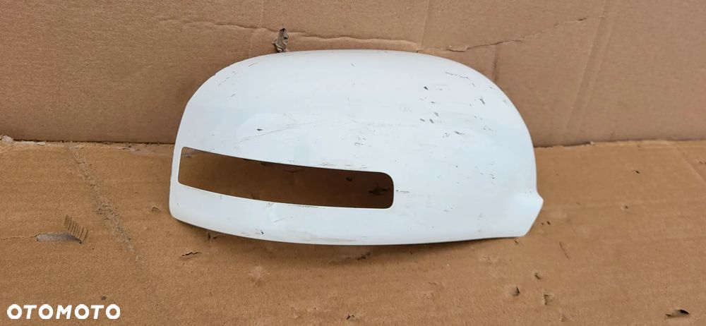 OBUDOWA LUSTERKA PRAWA MITSUBISHI OUTLANDER III - 1