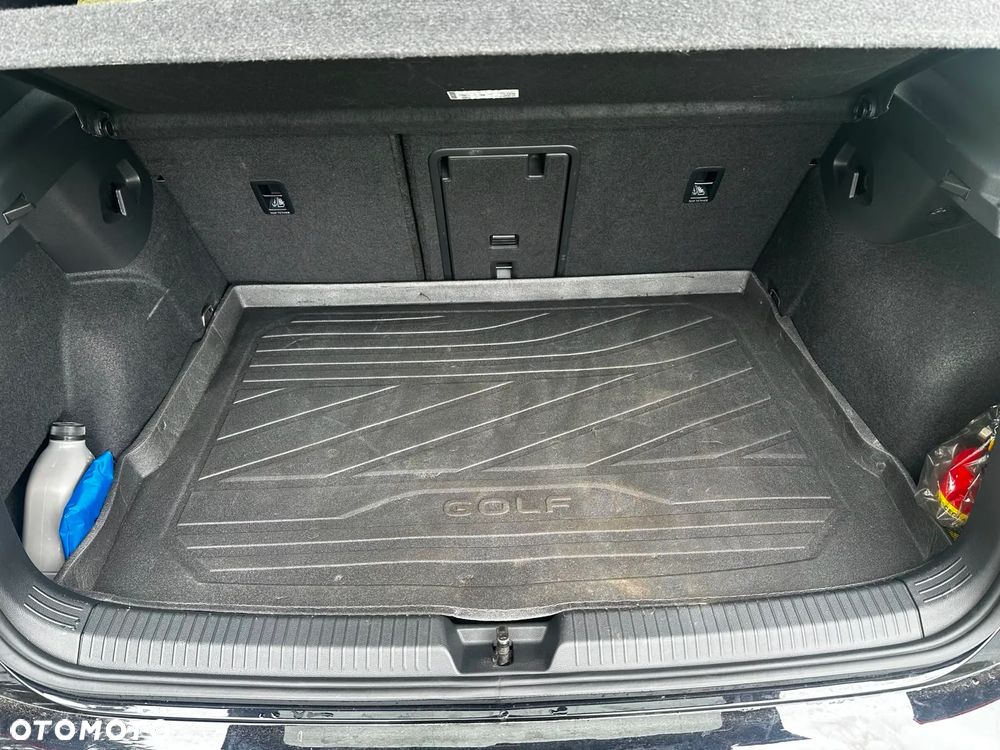 Volkswagen Golf - 20
