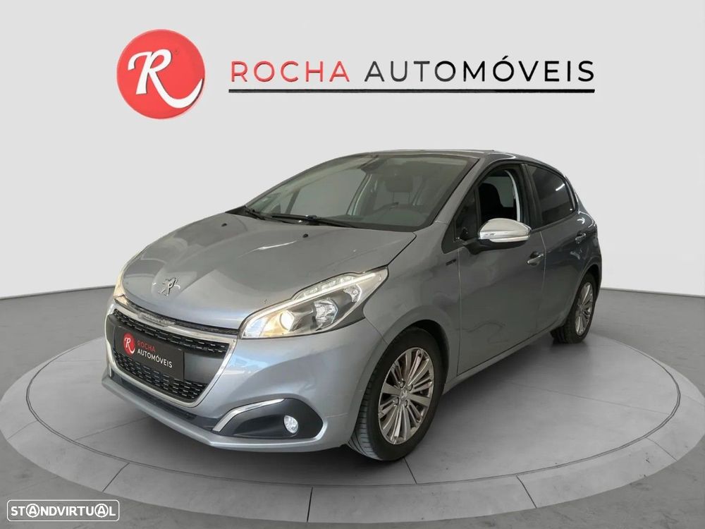 Peugeot 208 1.2 PureTech Signature - 1