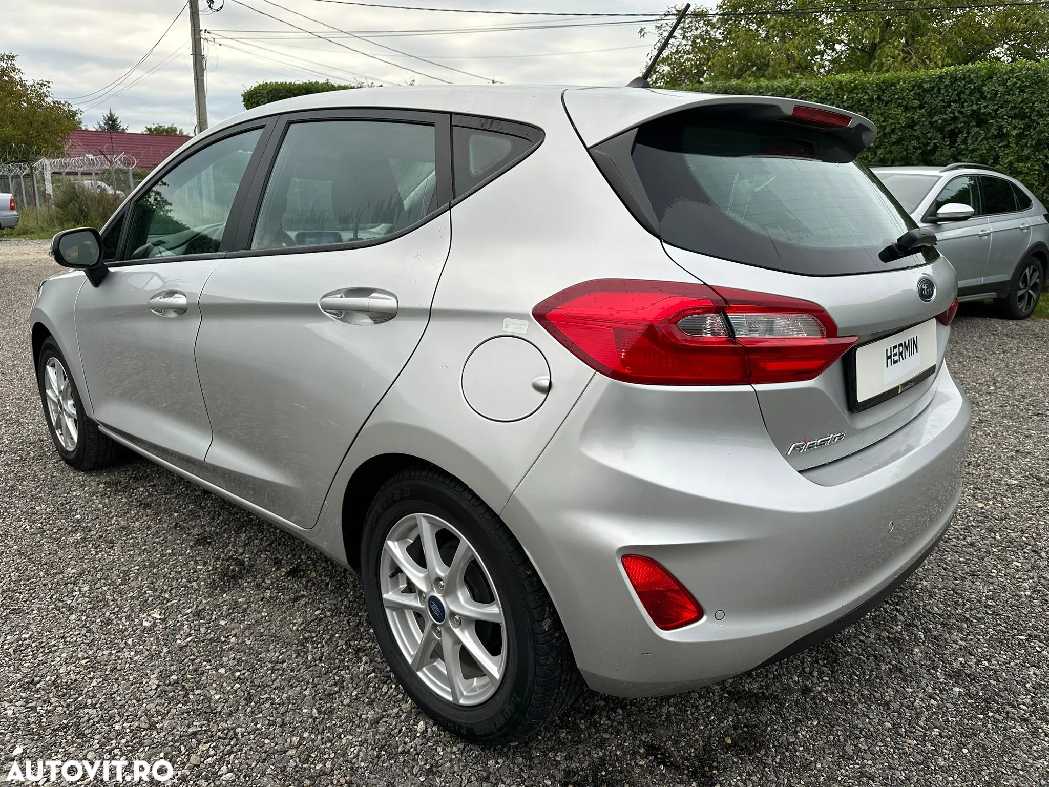 Ford Fiesta 1.1 COOL&CONNECT - 11