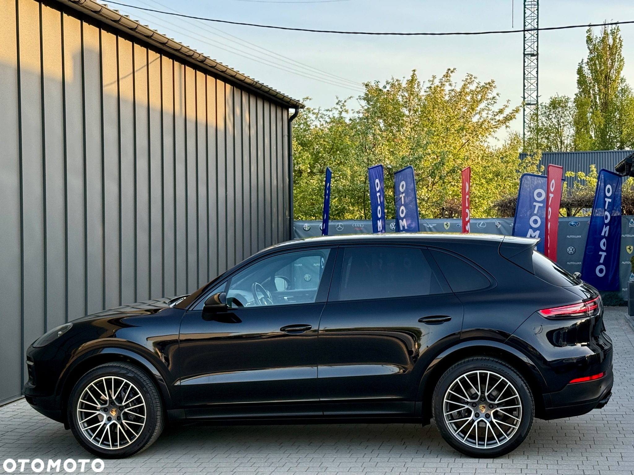 Porsche Cayenne Standard - 23