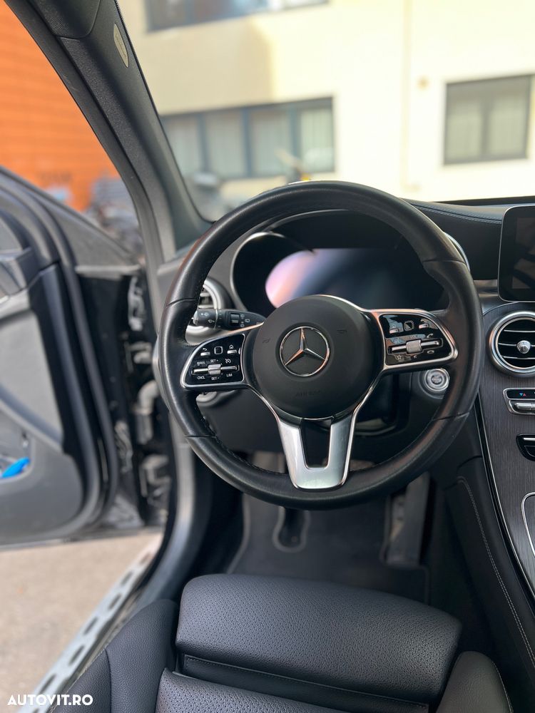 Mercedes-Benz GLC 220 d 4MATIC - 33