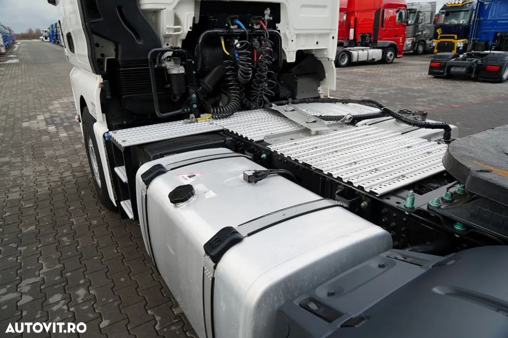 MAN TGX 18. 430 / XLX / HIDRAULICĂ / ADR COMPLET / RETARDER / AER CONDIȚIONAT PARCARE / NAVI - 13