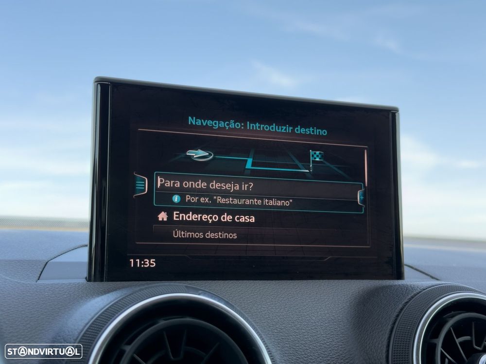 Audi Q2 30 TFSI Design - 35
