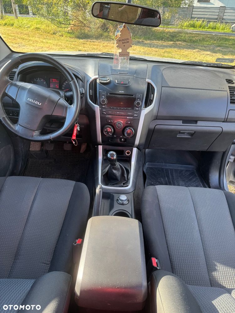 Isuzu D-Max 2.5 DC LS - 14