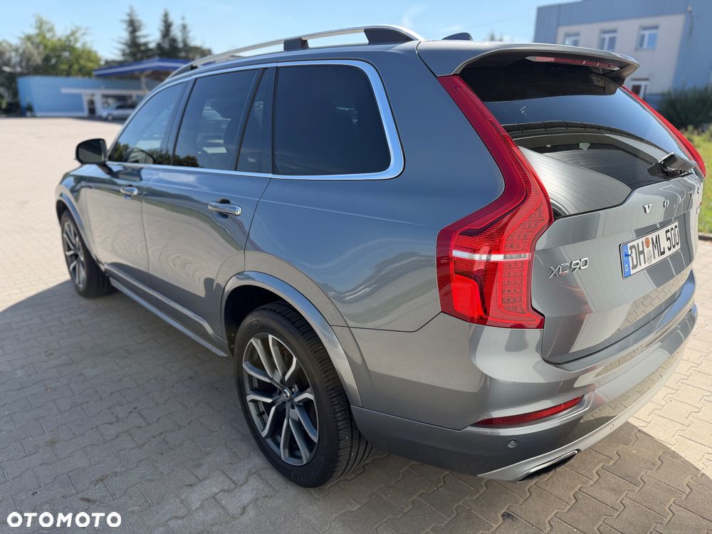 Volvo XC 90 - 6