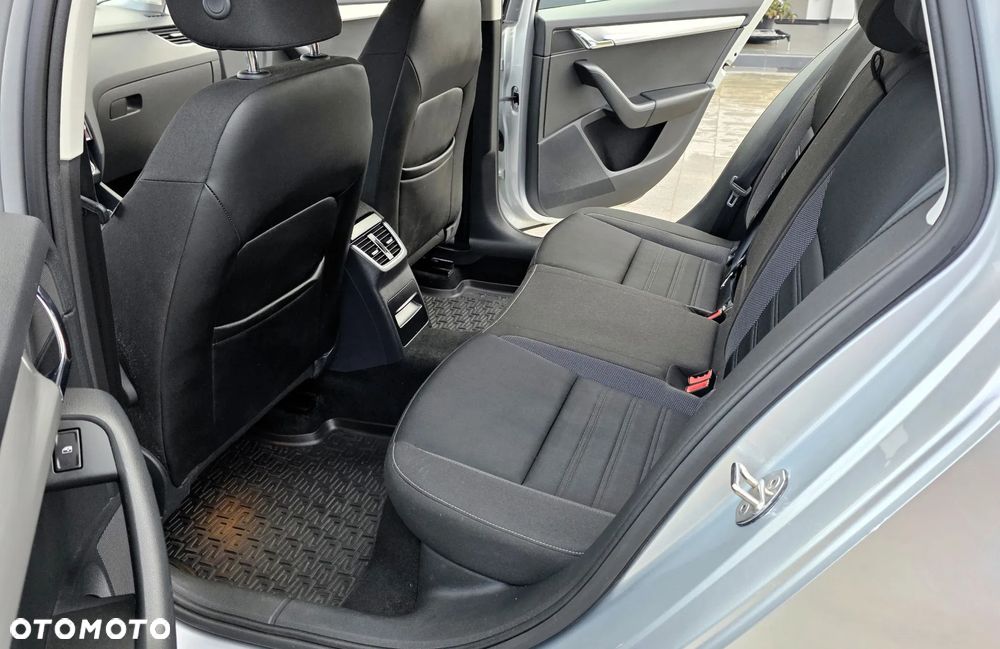 Skoda Octavia 1.5 TSI ACT Ambition - 14