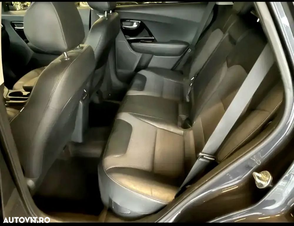 Kia Niro 1.6 GDI HEV 2WD OPF Aut. Edition 7 - 14