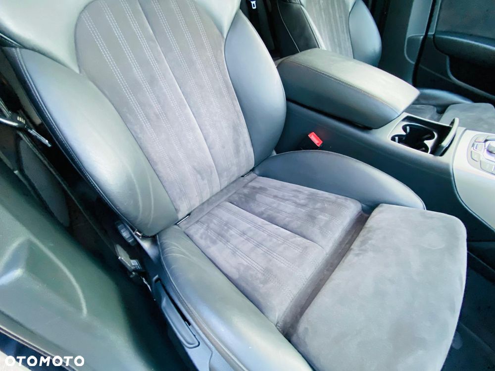 Audi A6 Avant 2.0 TDI Ultra S tronic - 25
