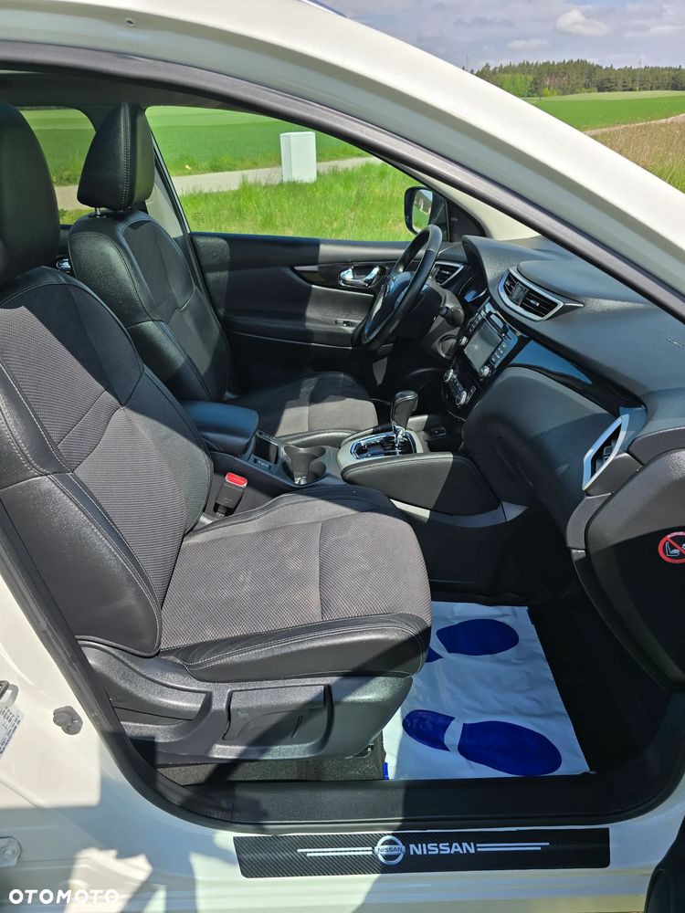 Nissan Qashqai 1.2 DIG-T N-Connecta Xtronic EU6 - 7