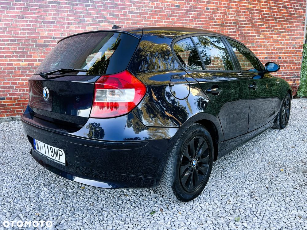 BMW Seria 1 118d - 4