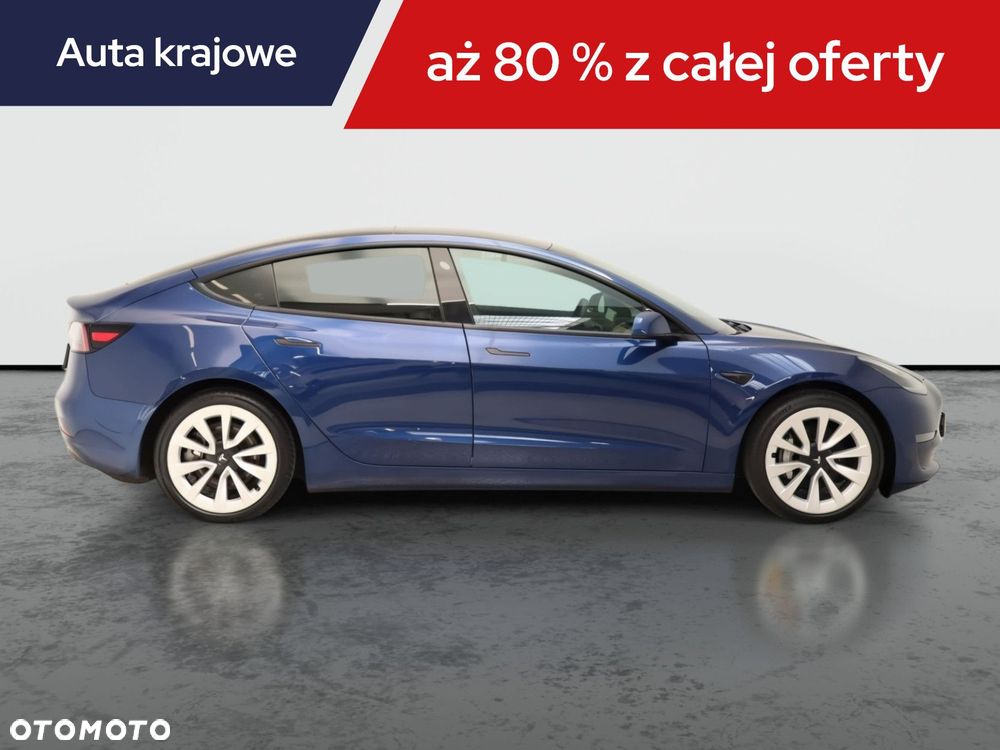 Tesla Model 3 - 8