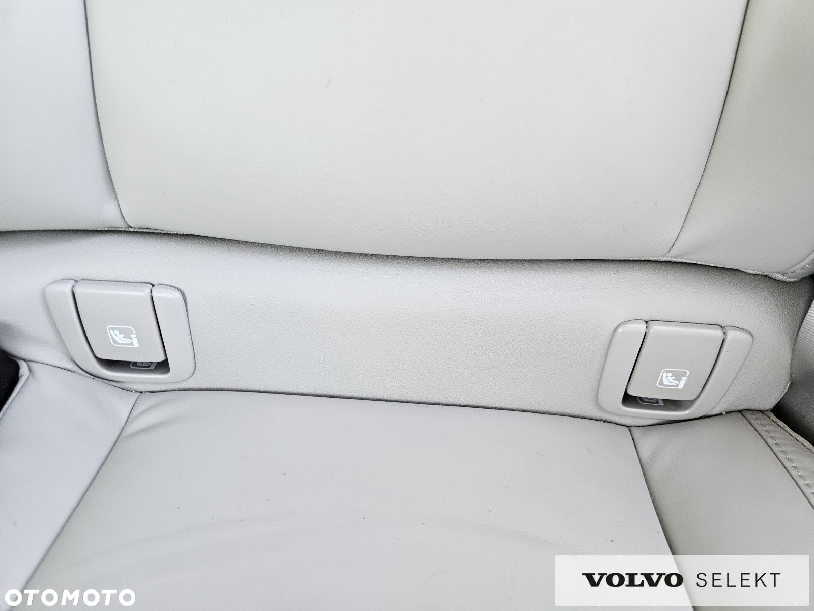 Volvo XC 60 - 30