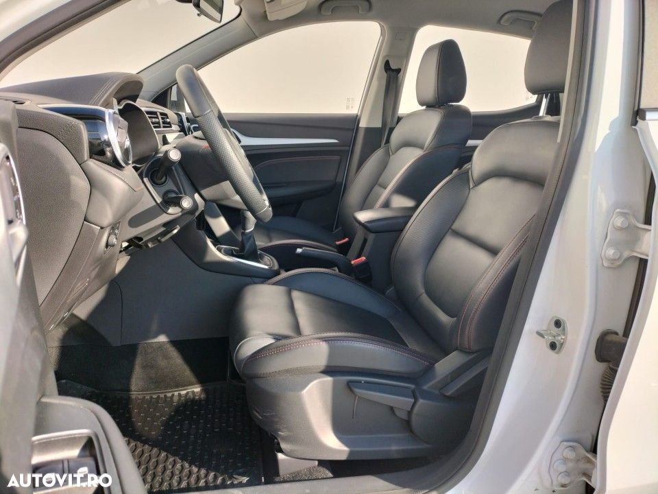 MG ZS - 15